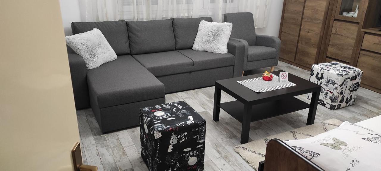 Tp Apartman 1 Križevci Esterno foto