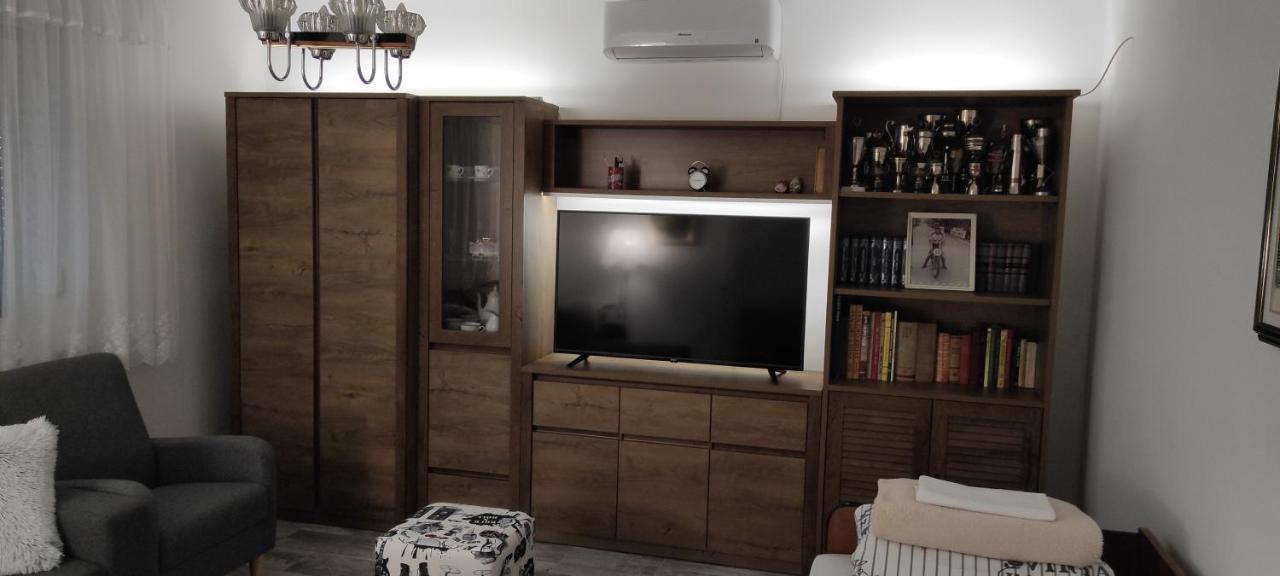 Tp Apartman 1 Križevci Esterno foto