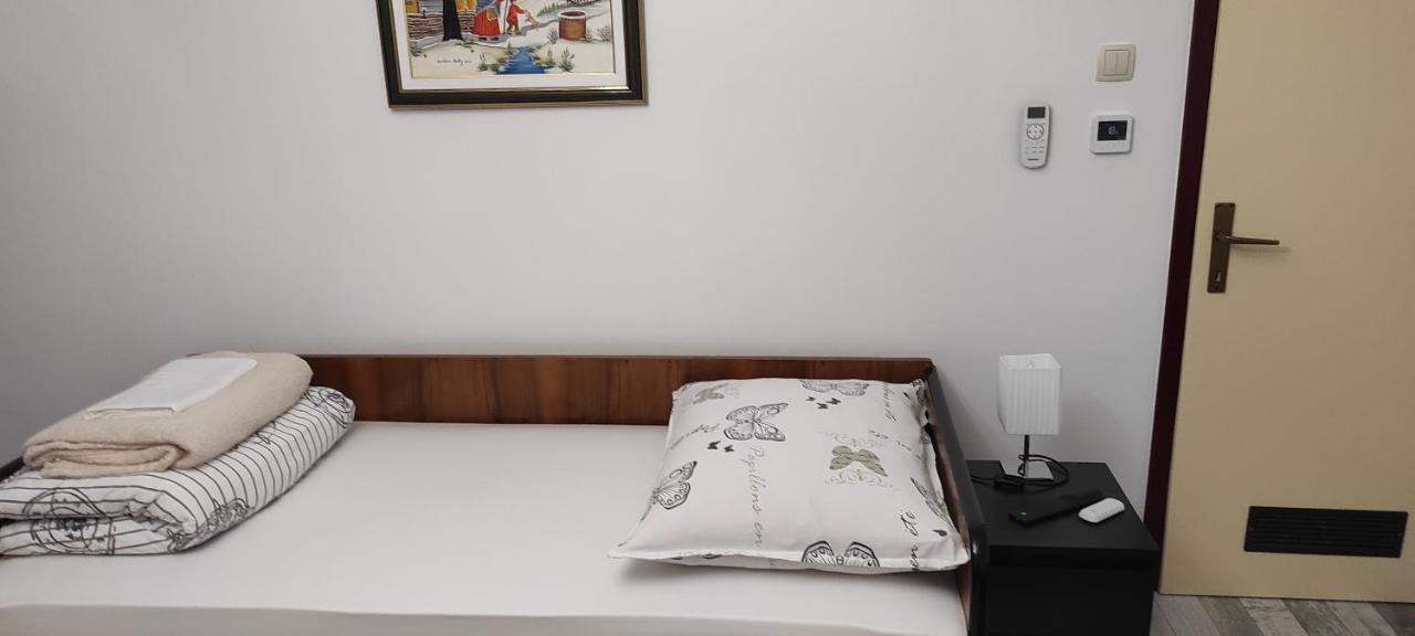 Tp Apartman 1 Križevci Esterno foto
